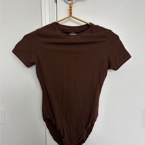 Skims fits everybody bodysuit- cocoa